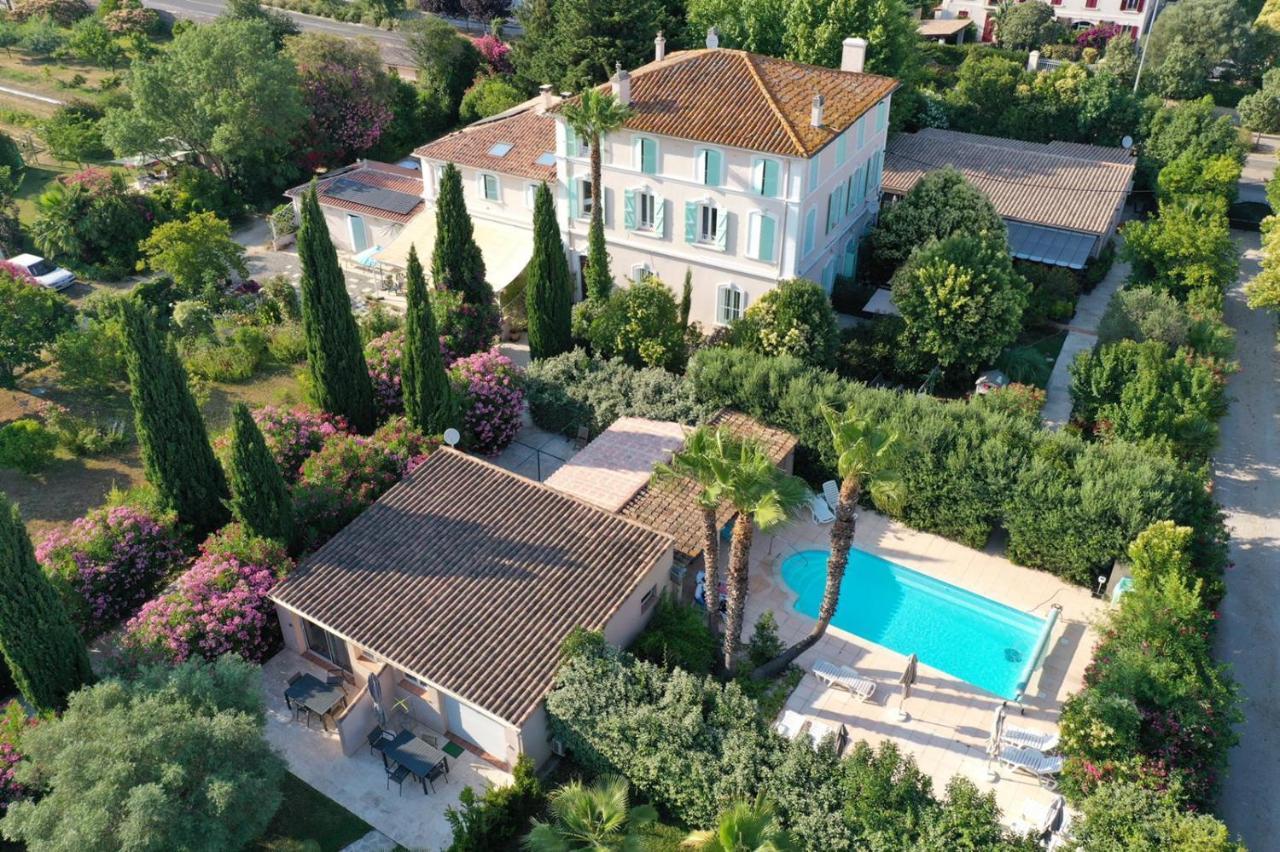 Bed and Breakfast Domaine De L'Aufrene Hyères Exterior foto