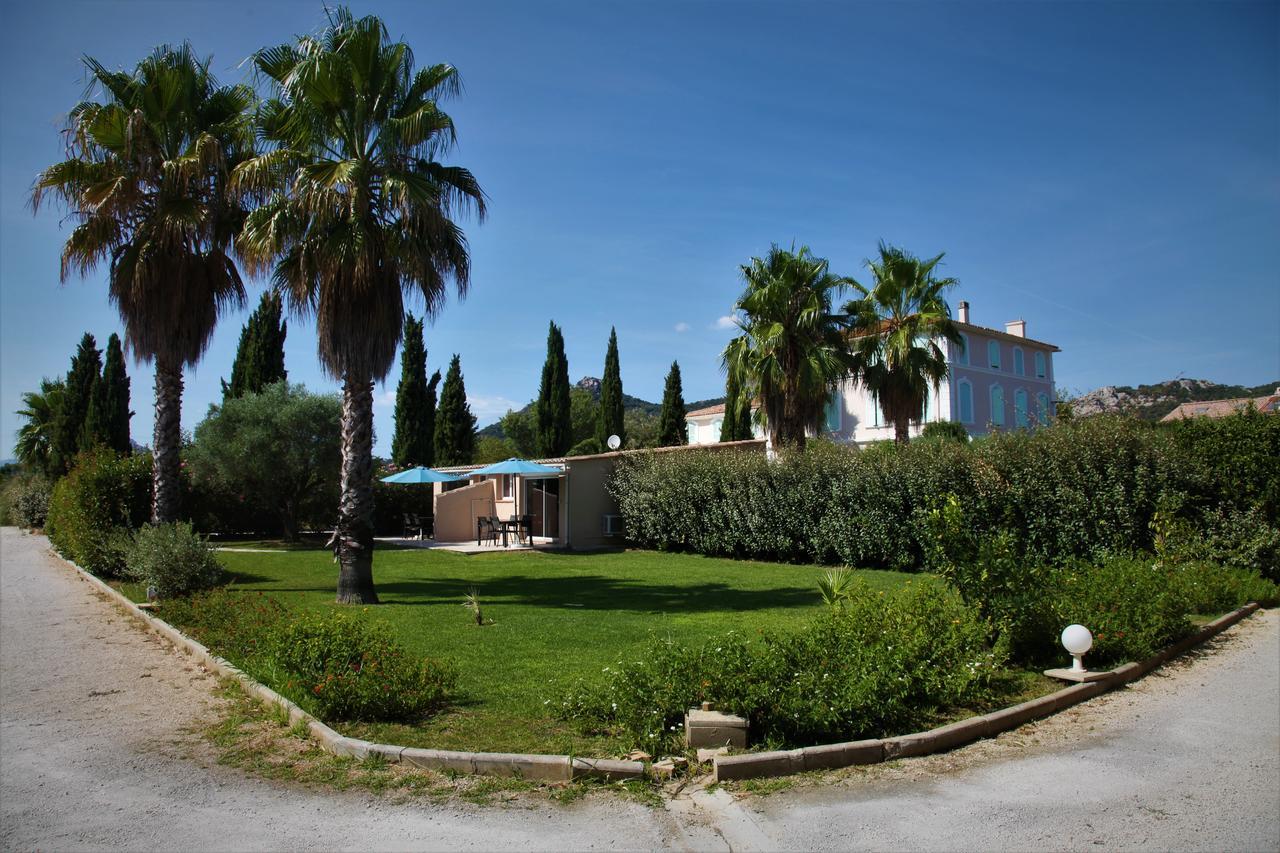 Bed and Breakfast Domaine De L'Aufrene Hyères Exterior foto